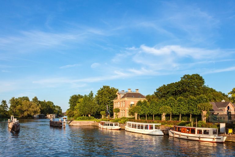 Vaartocht Over De Vecht Vanaf 2 5 Uur Varen Sloep Huren Utrecht